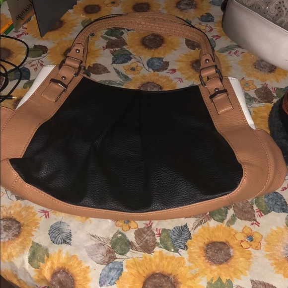 Purse - Picture 1 of 3